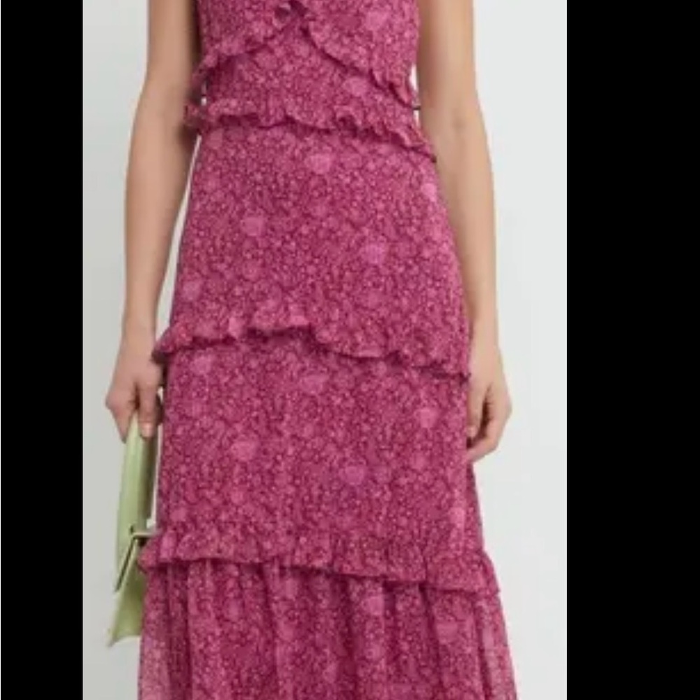 Chic Floral Maxi Dress in Pink